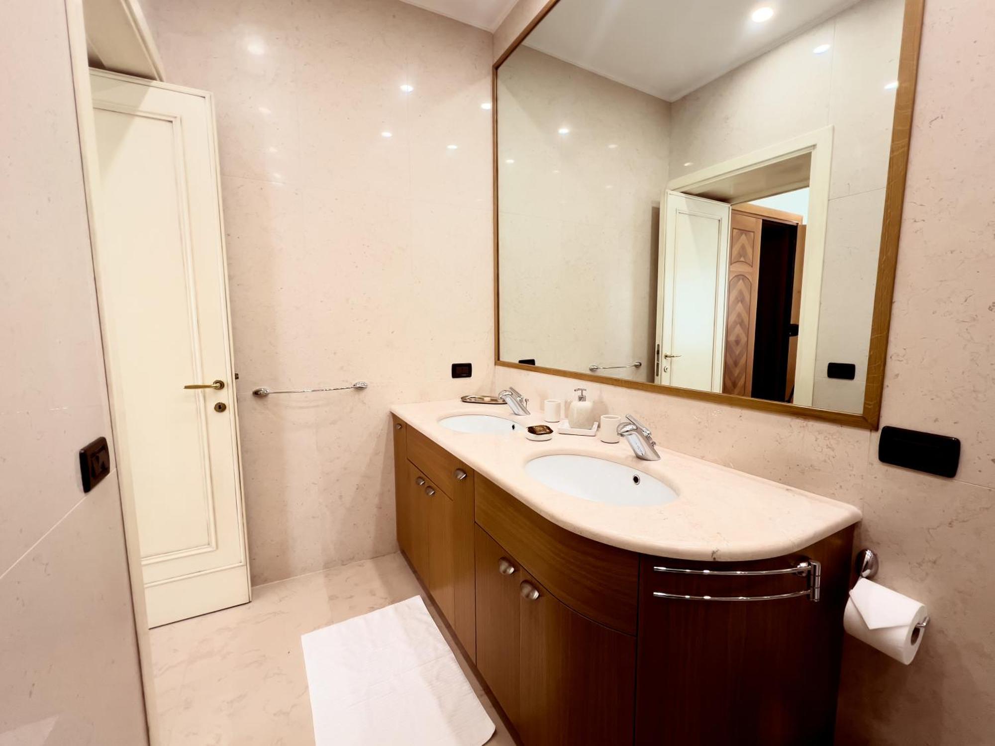 Nama Boutique Residence Venesia Bagian luar foto